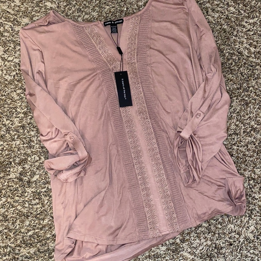 Cable & Gauge womens blouse